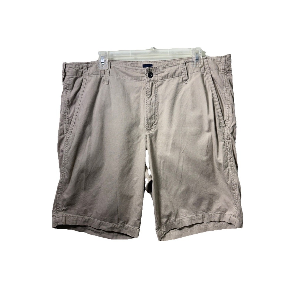 Gap Men's Khaki Chino Shorts Size 38 Casual Classic Flat Front